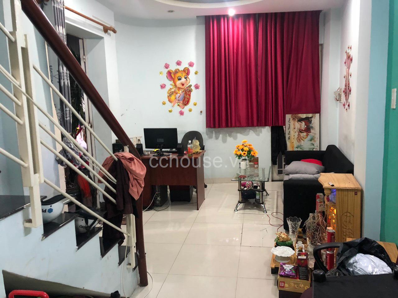 Bán nhà hẻm đường Cao Thắng. DT 3.5m x 10m, P11, Q10