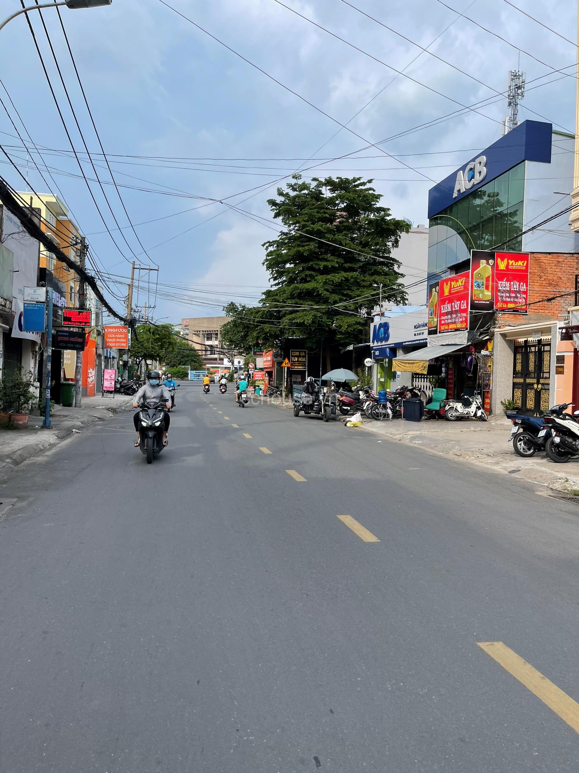 Bán nhà 5 tầng Mặt tiền Kinh doanh Trường Sơn phường 15 quận 10