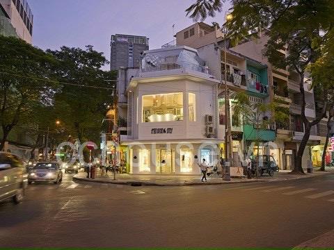 Bán măt tiền Lê Thánh, Bến Nghé, Quận 1, 4 tầng đẹp, DT: 8x8m, 64m2, HĐT 170tr, Giá 89 tỷ 