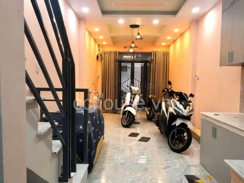 Bán nhà 5 tấm Lê Hồng Phong, Q10. DT 33m2 mới đẹp