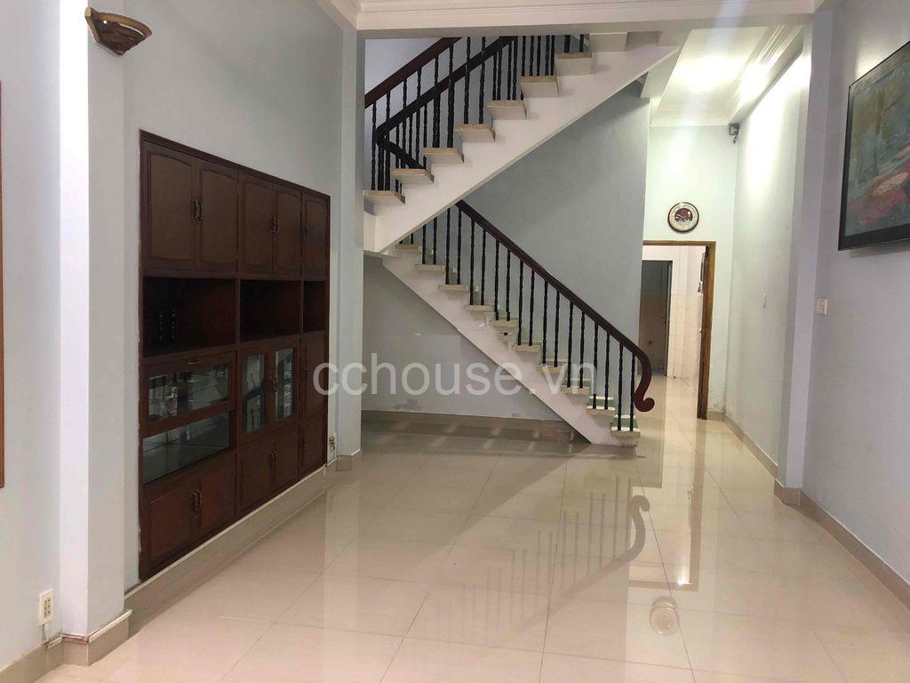 Hẻm xe hơi Võ Văn Tần P5. Q3