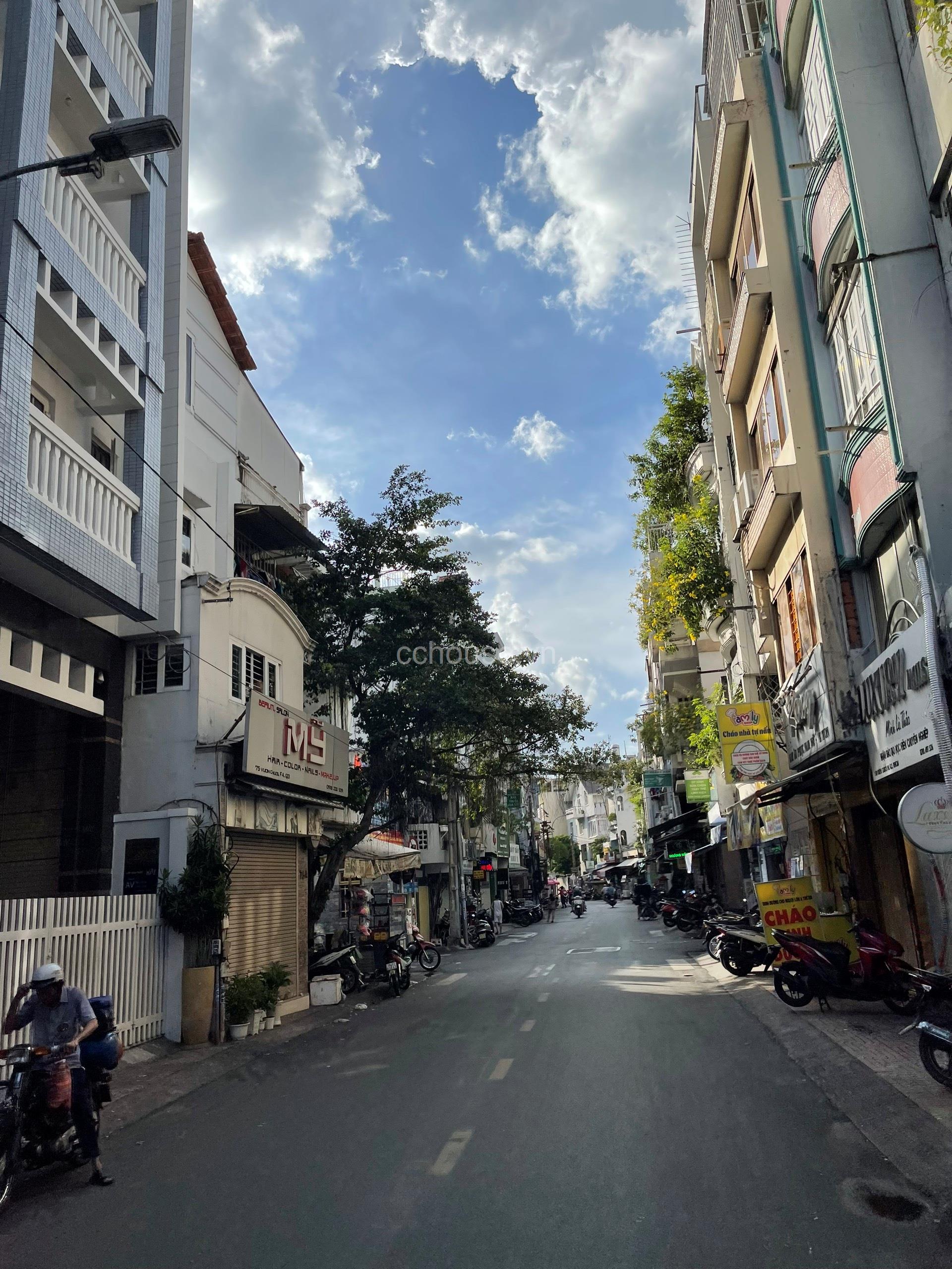 Bán nhà MT đường Vườn Chuối, P4, Q3