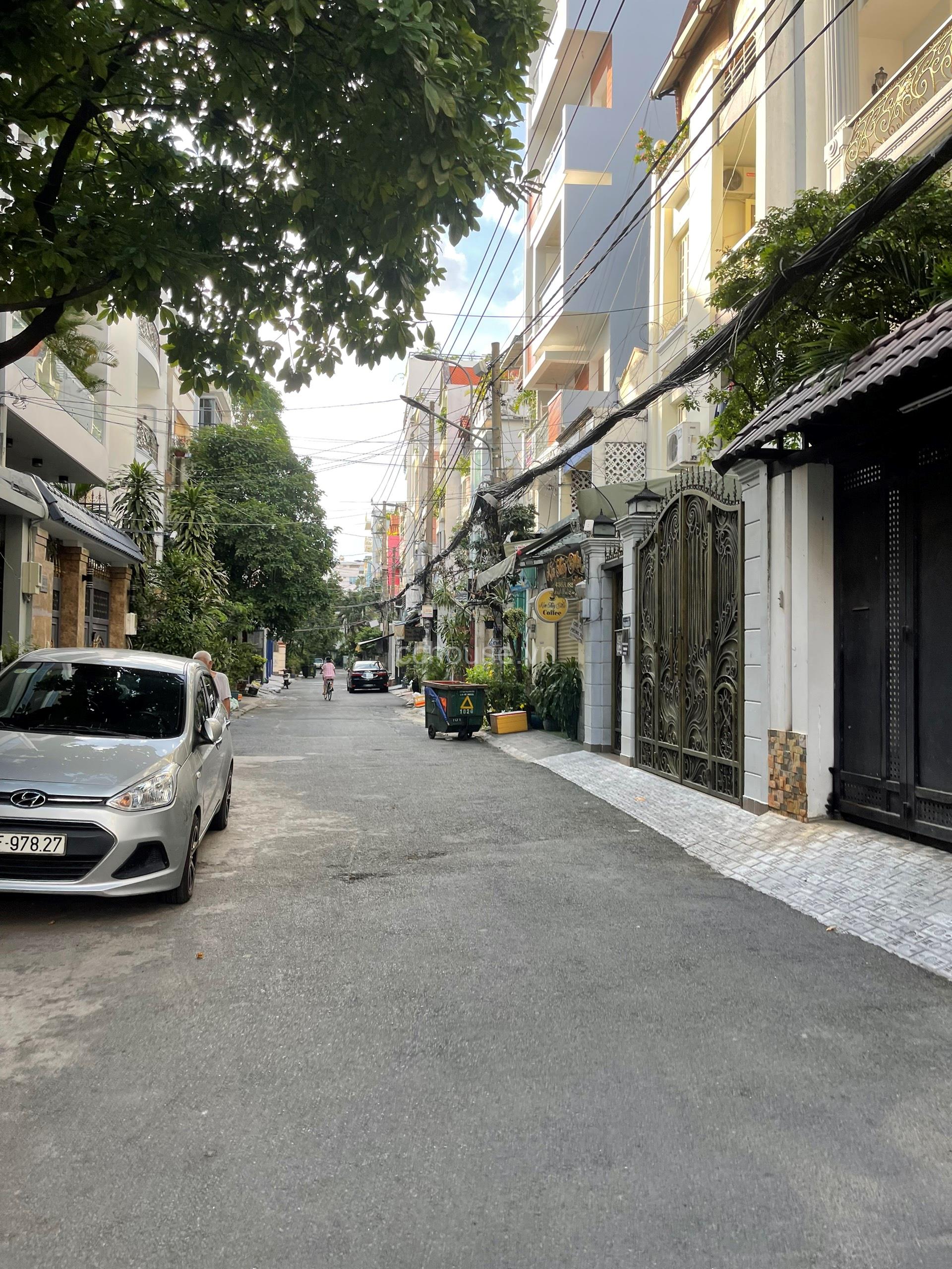 CHỈ CẦN HƠN 6 TỶ - CÓ NGAY TÒA NHÀ CĂN GÓC 2 MẶT TIỀN VỚI CTXD HẦM + 6 TẦNG - SÂN THƯỢNG