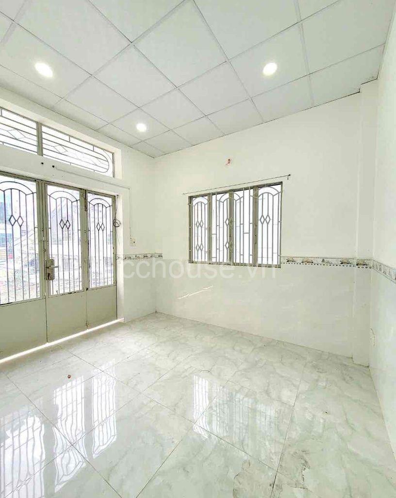 Bán nhà căn góc hẻm xe hơi Cao Thắng phường 12 quận 10