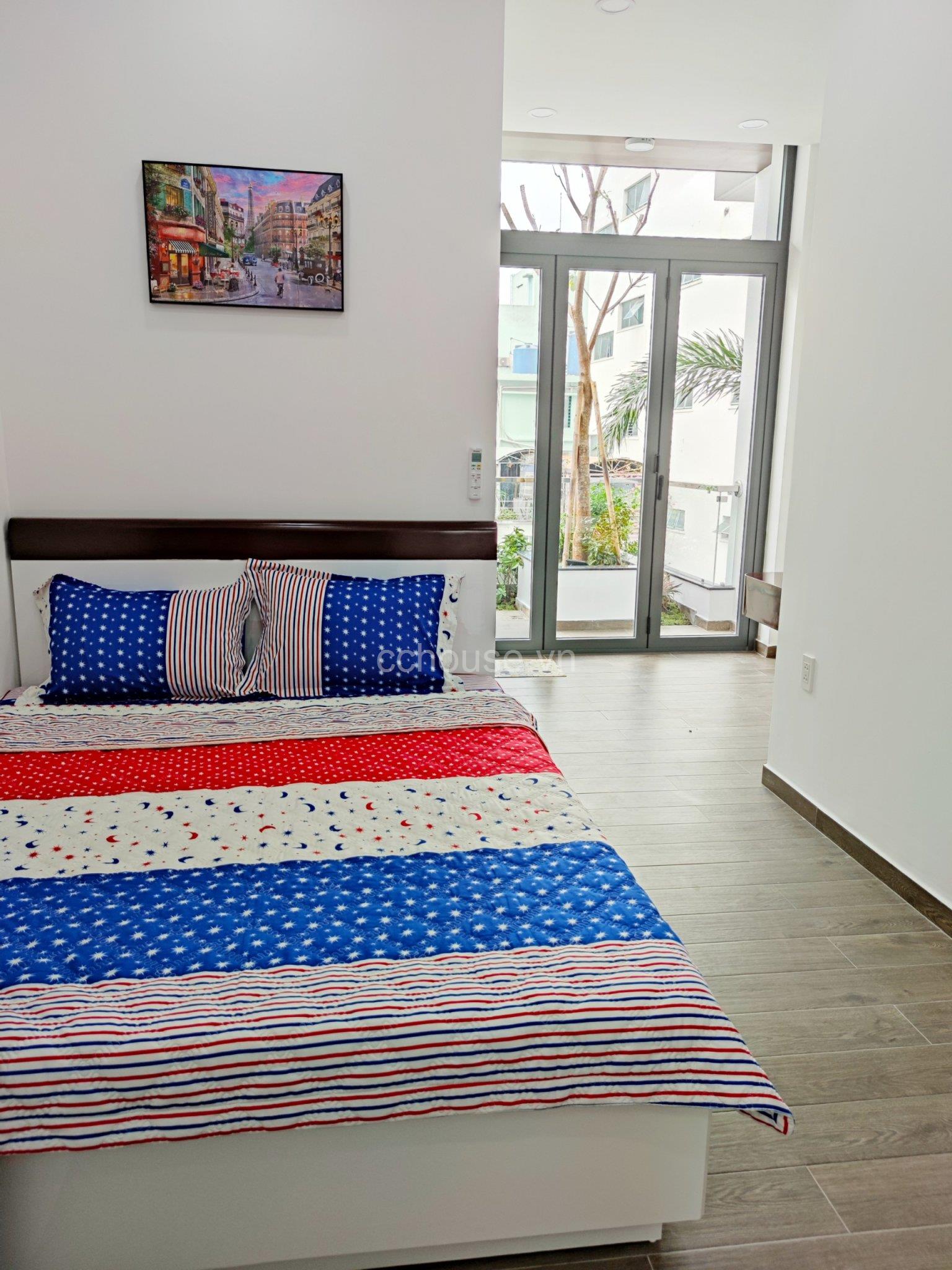 Bán nhà đường Lý Chính Thắng, P9, Q3. DT 4.5x20m, 5 tầng ST