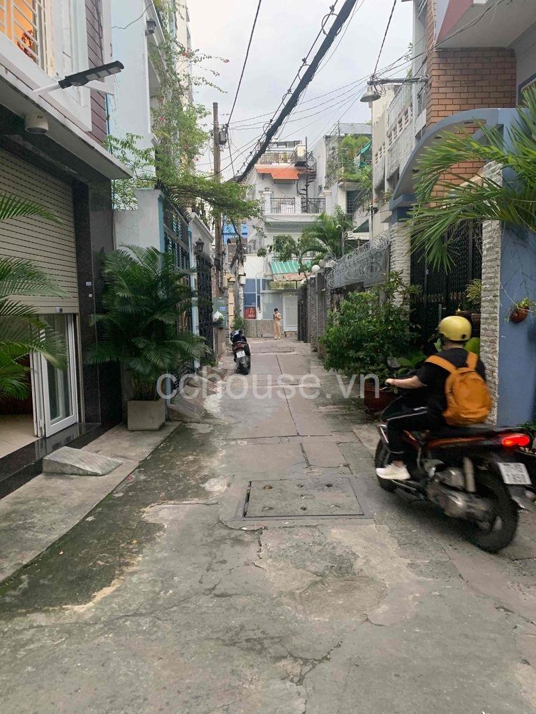Bán nhà căn góc Huỳnh Văn Bánh, P11, Phú Nhuận. DT 5x10m, 5 tầng ST