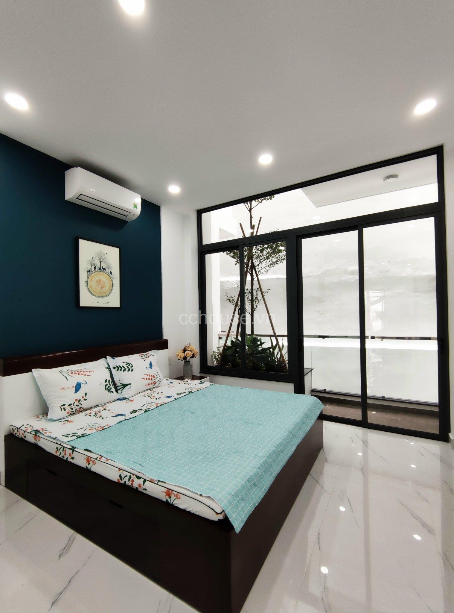 Bán nhà đường Lý Chính Thắng, P9, Q3. DT 4.5x20m, 5 tầng ST