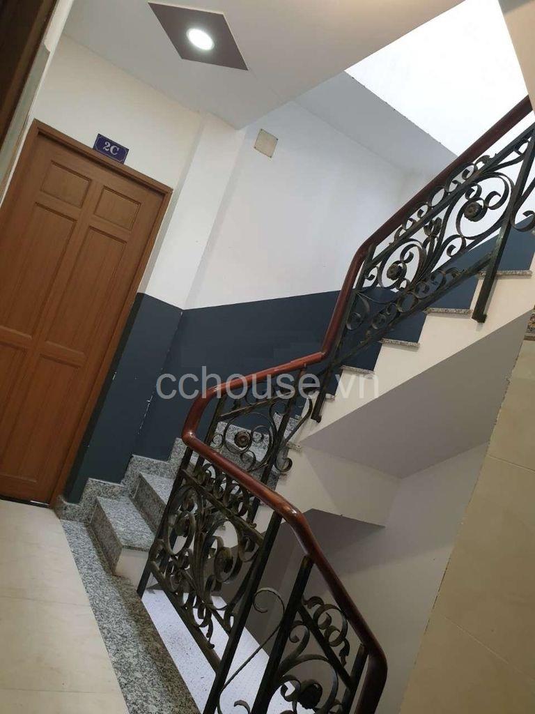 Bán nhà 5 tầng hẻm Lê Hồng Phong phường 1 Q10