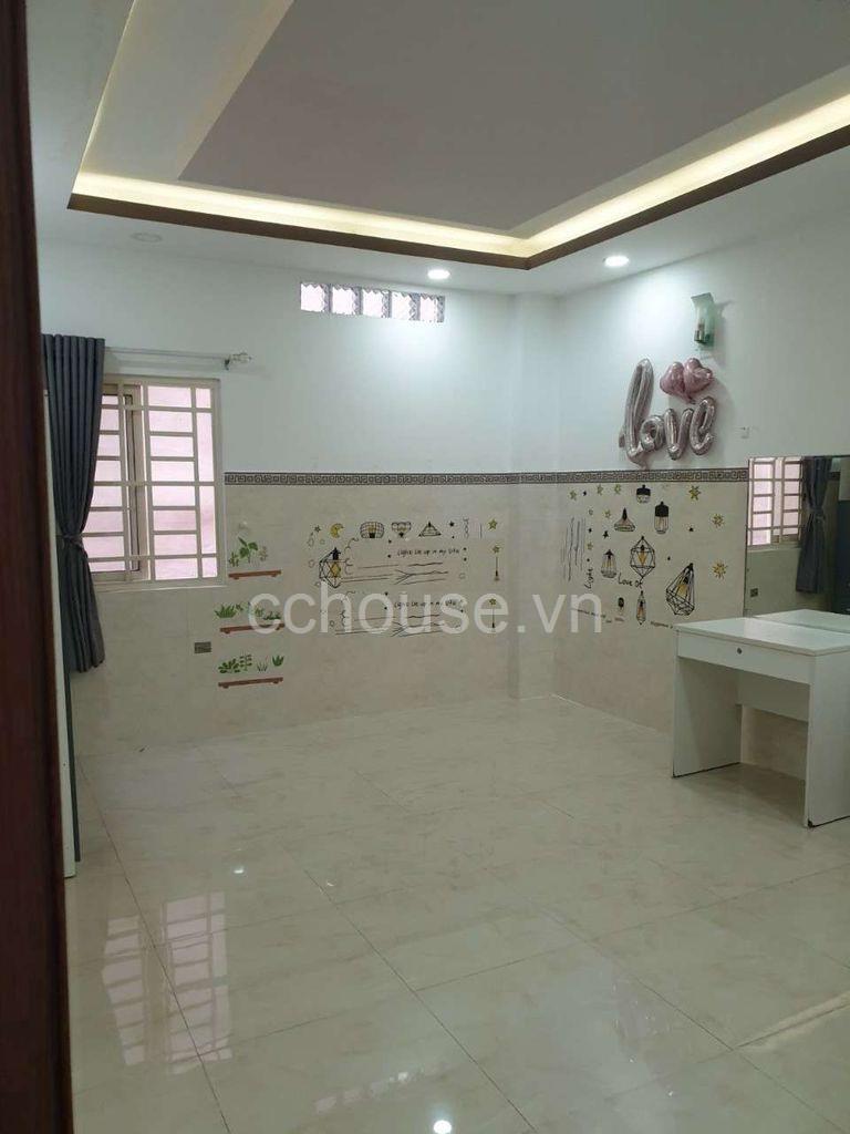 Bán nhà 5 tầng hẻm Lê Hồng Phong phường 1 Q10