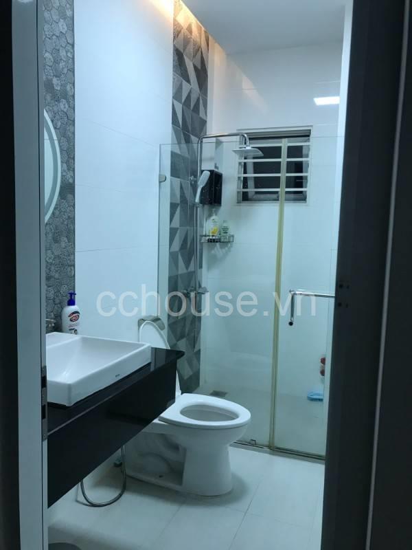 BÁN NHÀ HẺM HỒ BÁ KIỆN, P.15, Q.10, DT 3.6*9.3M, KC 4 LẦU, GIÁ 8.28 TỶ