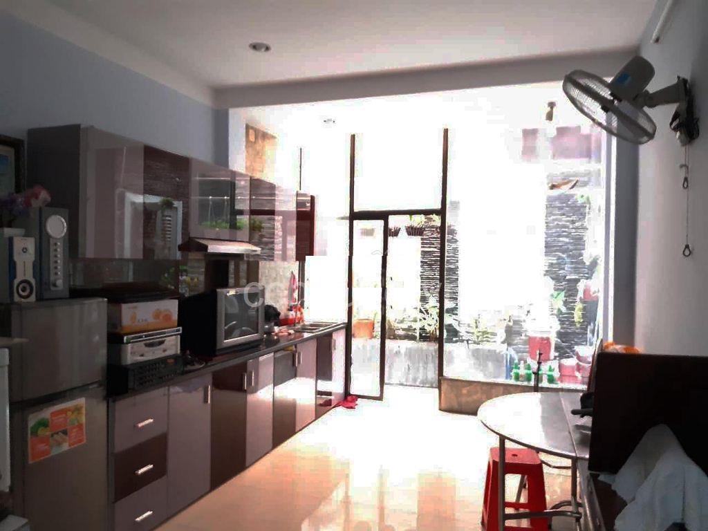 Bán nhà MT Đỗ Tấn Phong, P9, Phú Nhuận. DT 3.8x20m, 4 tầng