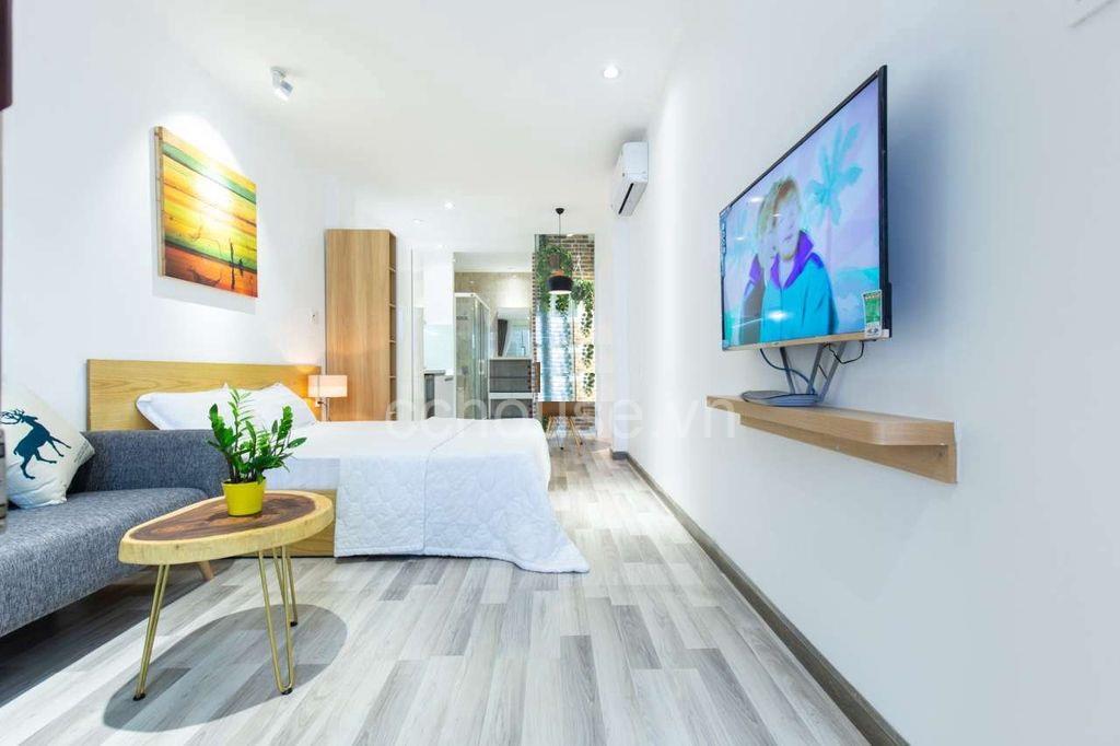 Bán nhà hẻm Hồ Hảo Hớn, P.Cô Giang, Q1. Nhà 5 tầng full nội thất cao cấp