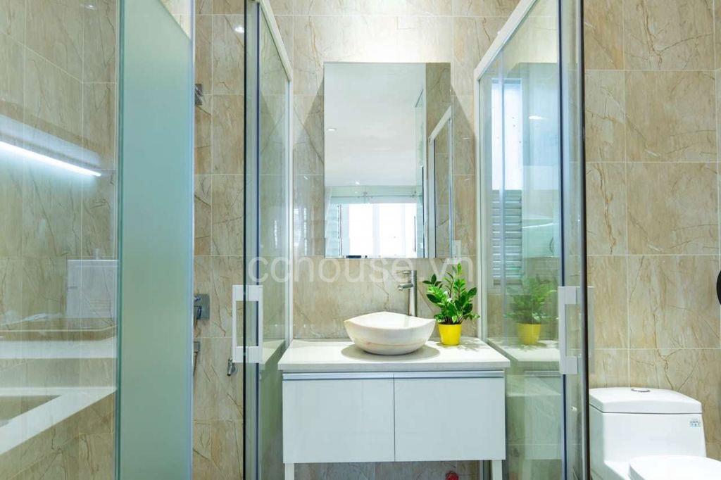 Bán nhà hẻm Hồ Hảo Hớn, P.Cô Giang, Q1. Nhà 5 tầng full nội thất cao cấp