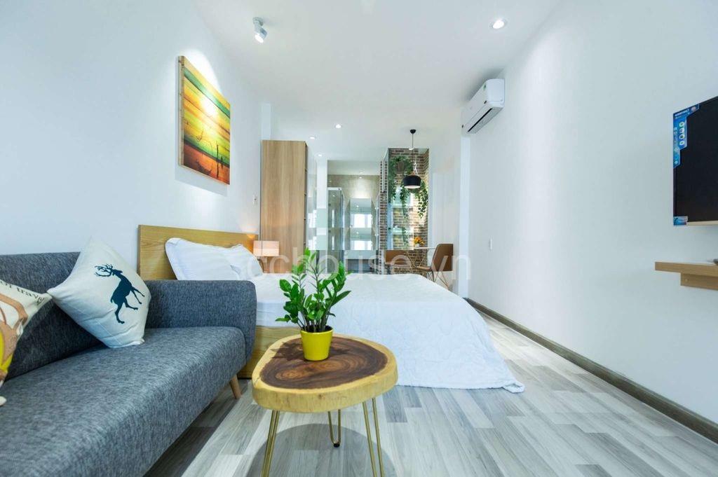 Bán nhà hẻm Hồ Hảo Hớn, P.Cô Giang, Q1. Nhà 5 tầng full nội thất cao cấp