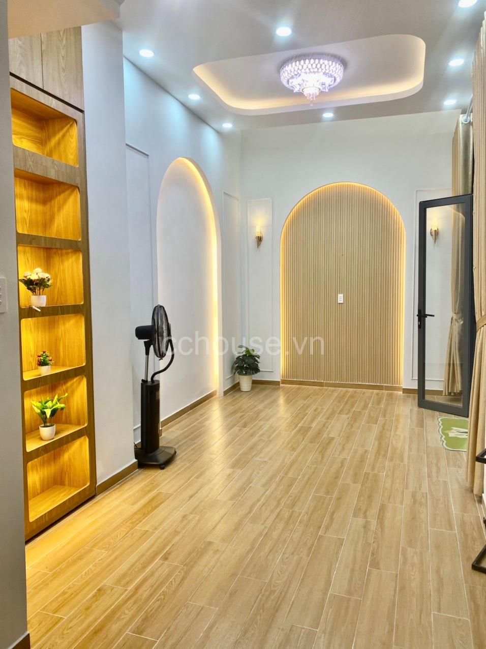Bán nhà mới 100% Tân Phước, P7, Q10. DT 3.3x10m, 4 tầng