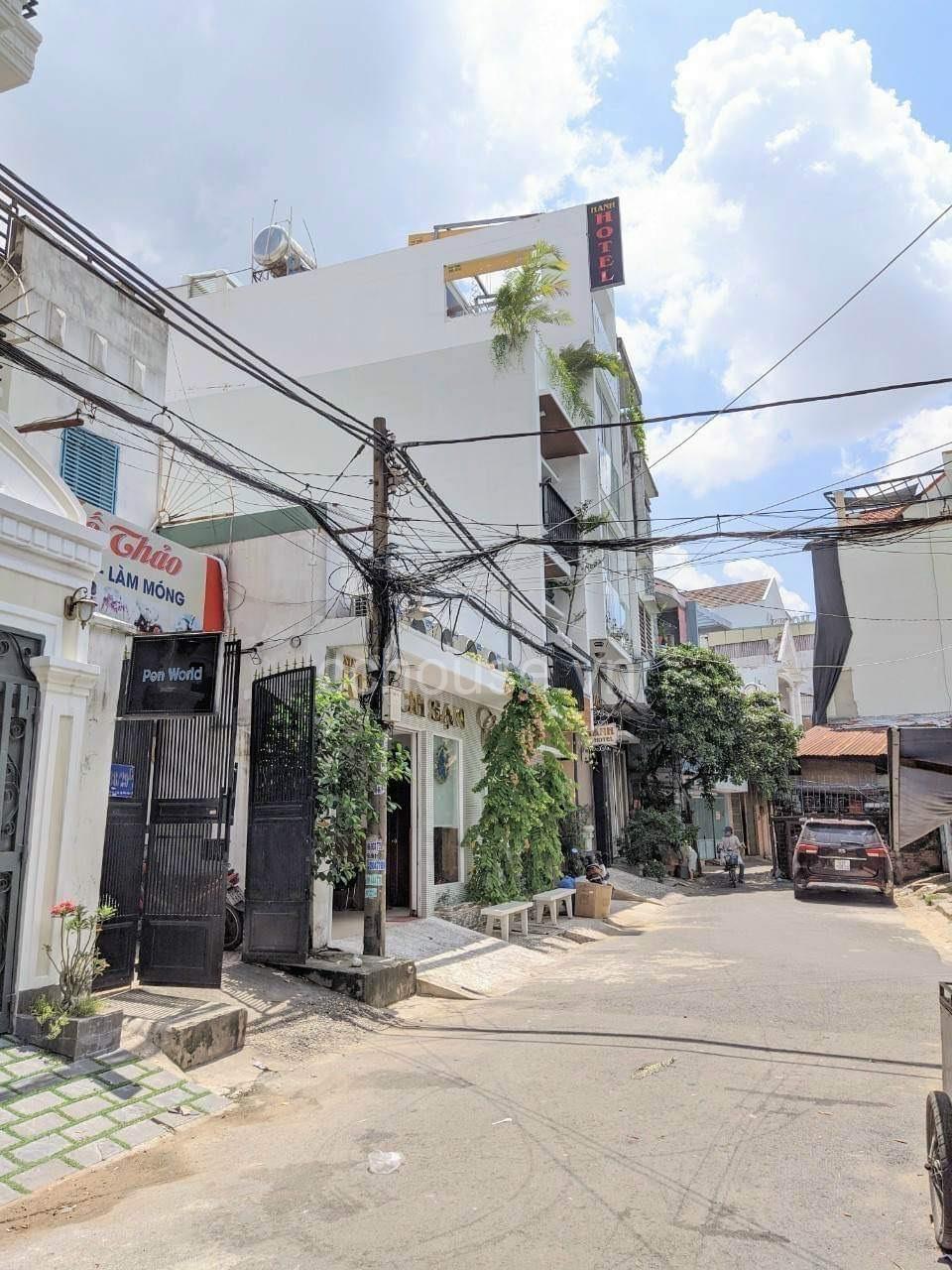 Bán 2 căn liền kề Nguyễn Xí, P26, Bình Thạnh. DT 7.5m x 17m (HĐT 30 triệu)