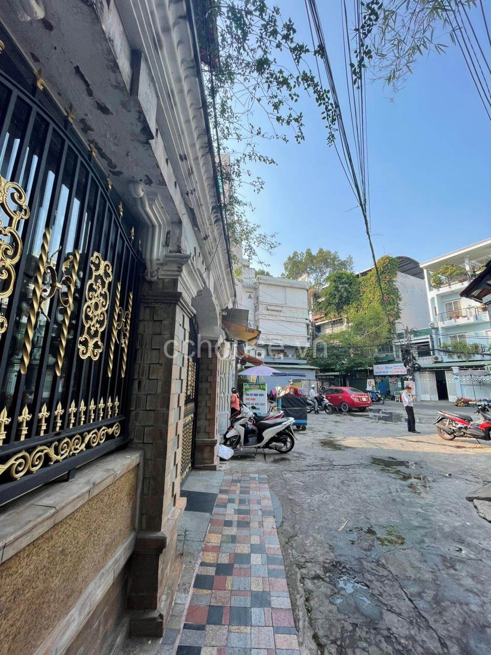 Nha-hem-xe-tai-To-Hien-Thanh-p14-Q10-Ngang-65m-id8633