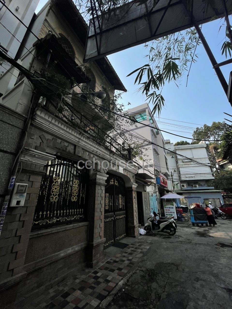 NHÀ HẺM ĐƯỜNG TÔ HIẾN THÀNH QUẬN 10, DT: 130.2M2 (6.2X21), KC: TRỆT 2 LẦU, GIÁ: 23 TỶ