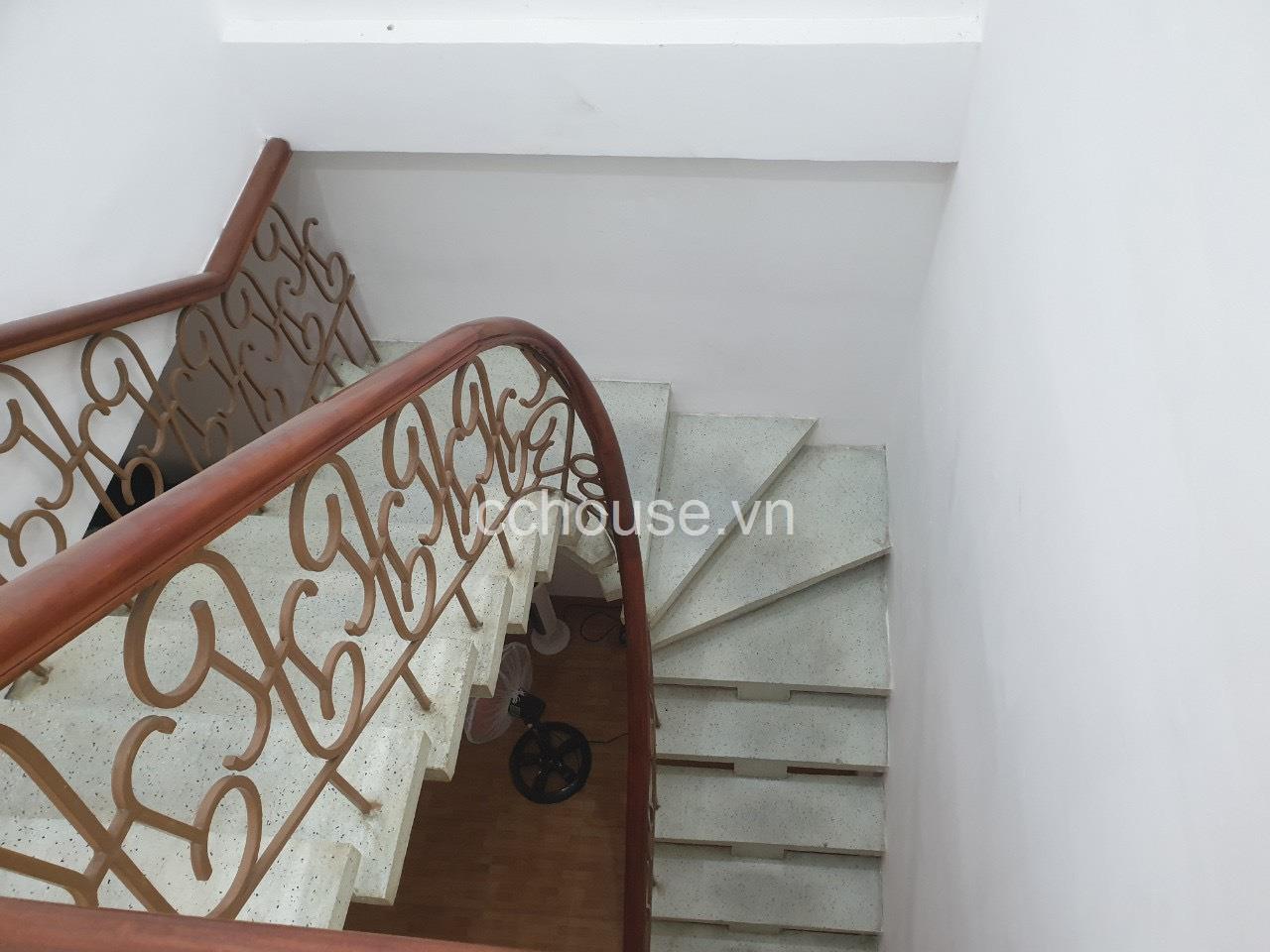 Bán nhà hẻm 305 Lê Văn Sỹ, P1, Tân Bình. DT 3.64x16.1m, 2 tầng