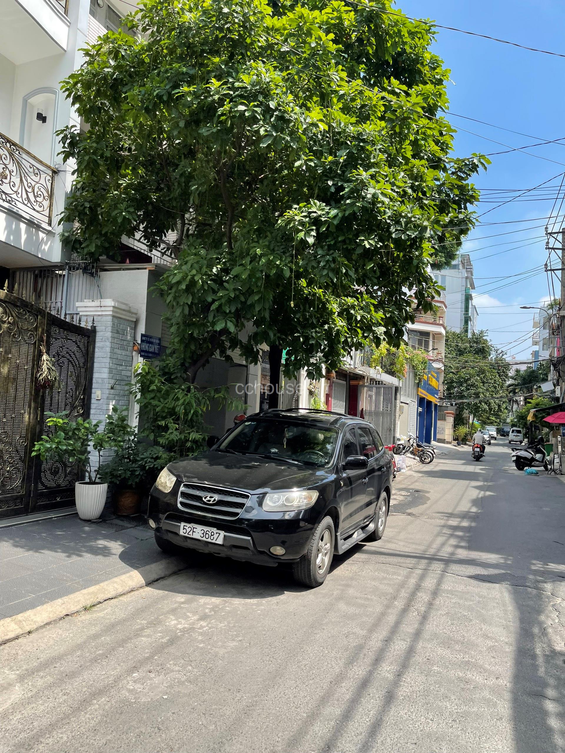 NHÀ ĐẸP HẺM XE HƠI 8M ĐƯỜNG 3 THÁNG 2, Q10, DT: 3.5 X 18M, KC: TRỆT 3 LẦU, GIÁ: 19 TỶ