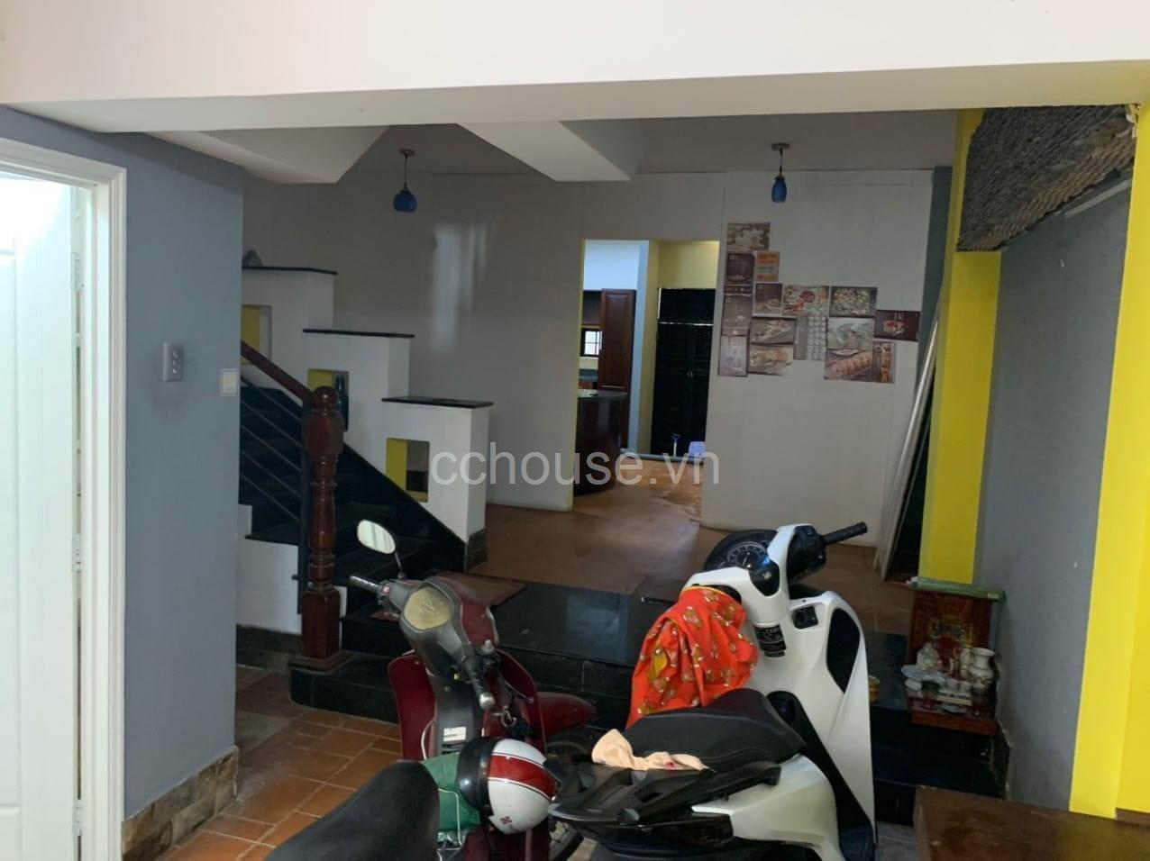 Bán nhà MT Nguyễn Cửu Vân, P17, Bình Thạnh. DT 5.5x19m, 4 tầng