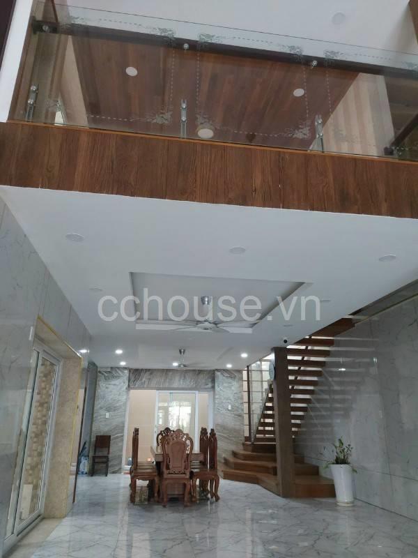 Cho thuê Biệt thự MT Đại Lộ 2. DT 204m2. Phường Phước Bình, Quận 9