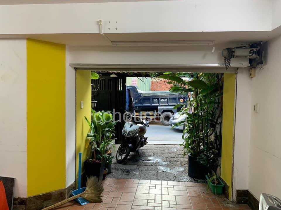 Bán nhà MT Nguyễn Cửu Vân, P17, Bình Thạnh. DT 5.5x19m, 4 tầng