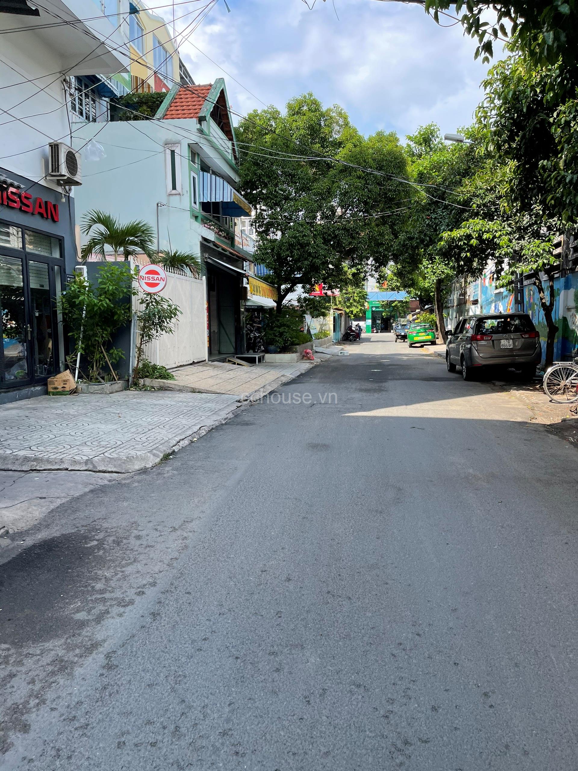 Ban-nha-dien-tich-khung-hem-Thanh-Thai-phuong-14-quan-10-DT95x12m-id8217