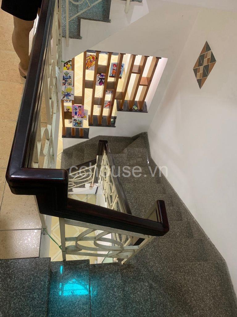 Bán nhà 3 tầng hẻm Tô Hiến Thành phường Hòa Hưng