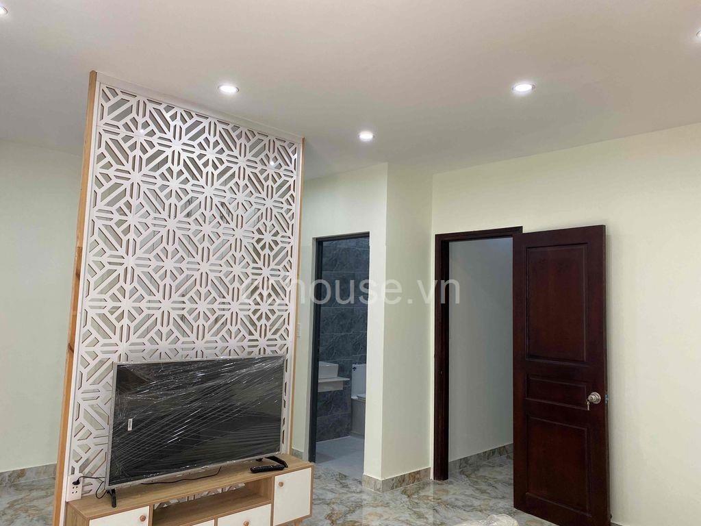 Bán nhà hẻm 24 Lam Sơn, P2, Tân Bình. DT 6.5x8m, 5 tầng ST
