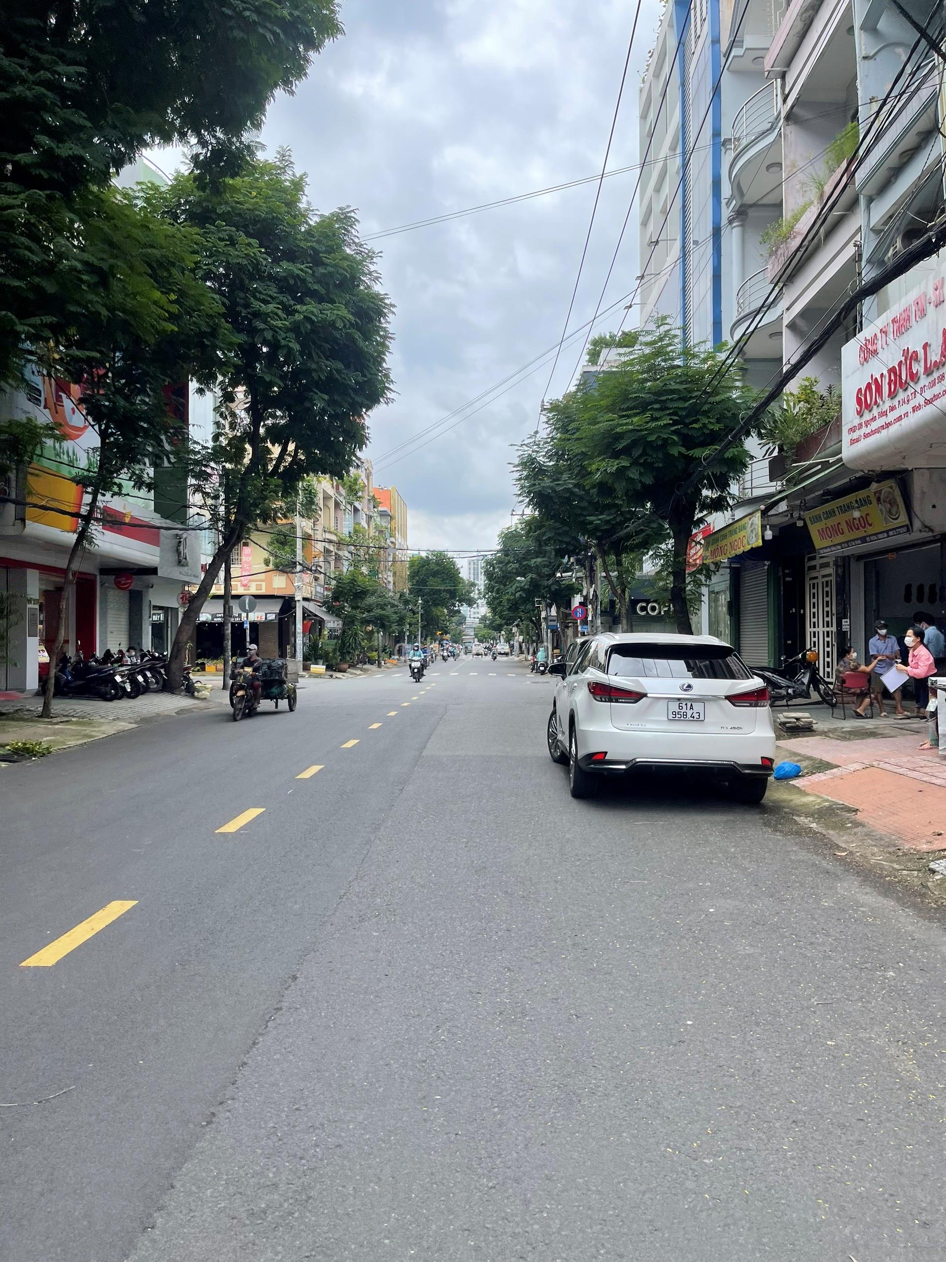 23 TỶ - TÒA NHÀ MẶT TIỀN NGUYỄN HỒNG ĐÀO – TÂN BÌNH - DT 111m² | Sàn ~568m²