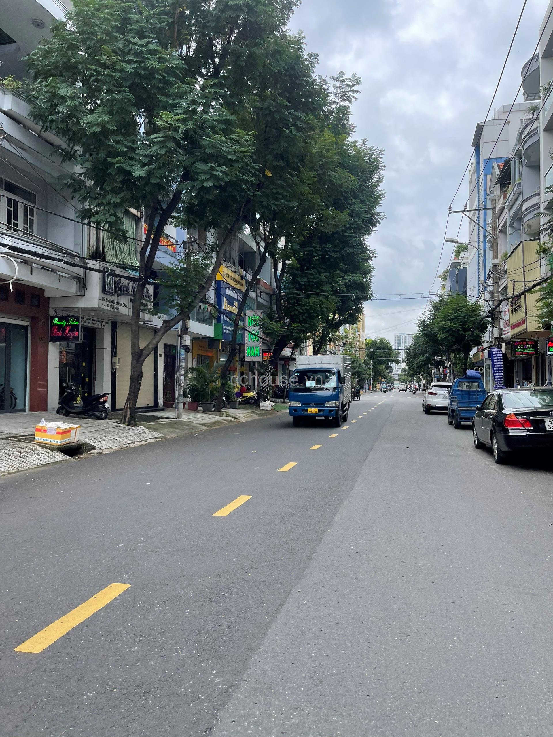 23 TỶ - TÒA NHÀ MẶT TIỀN NGUYỄN HỒNG ĐÀO – TÂN BÌNH - DT 111m² | Sàn ~568m²