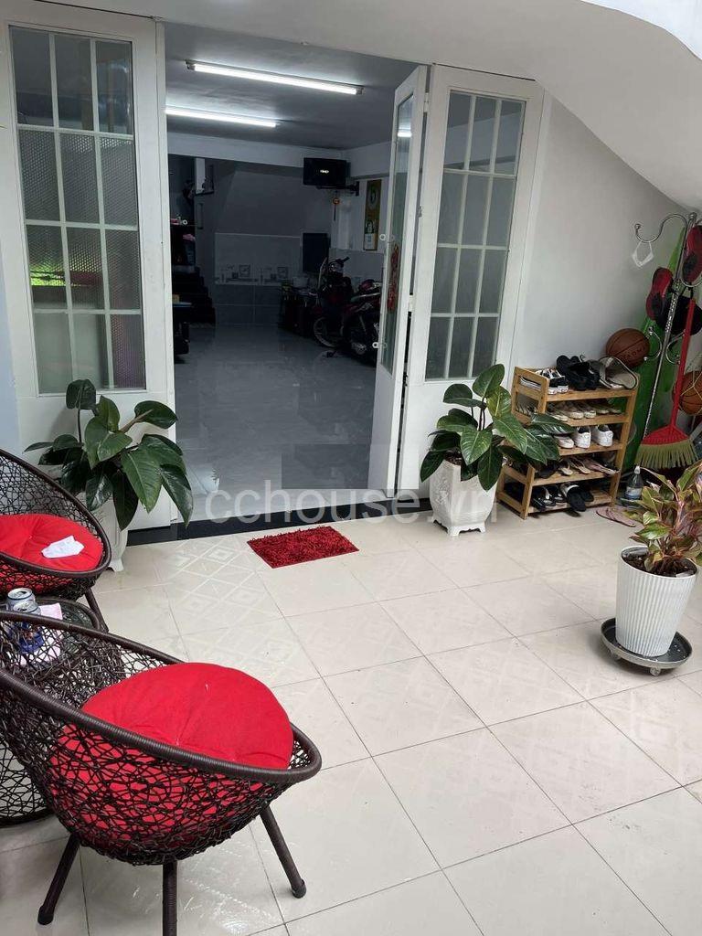 Bán nhà hẻm 27 Cộng Hòa, P4, Tân Bình. DT 4.5x19m, 3 tầng ST