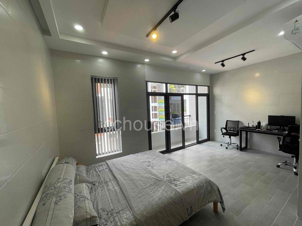Bán nhà hẻm 86 Trường Chinh, P12, Tân Bình cách MT 50m. Nhà 3 lầu ST mới