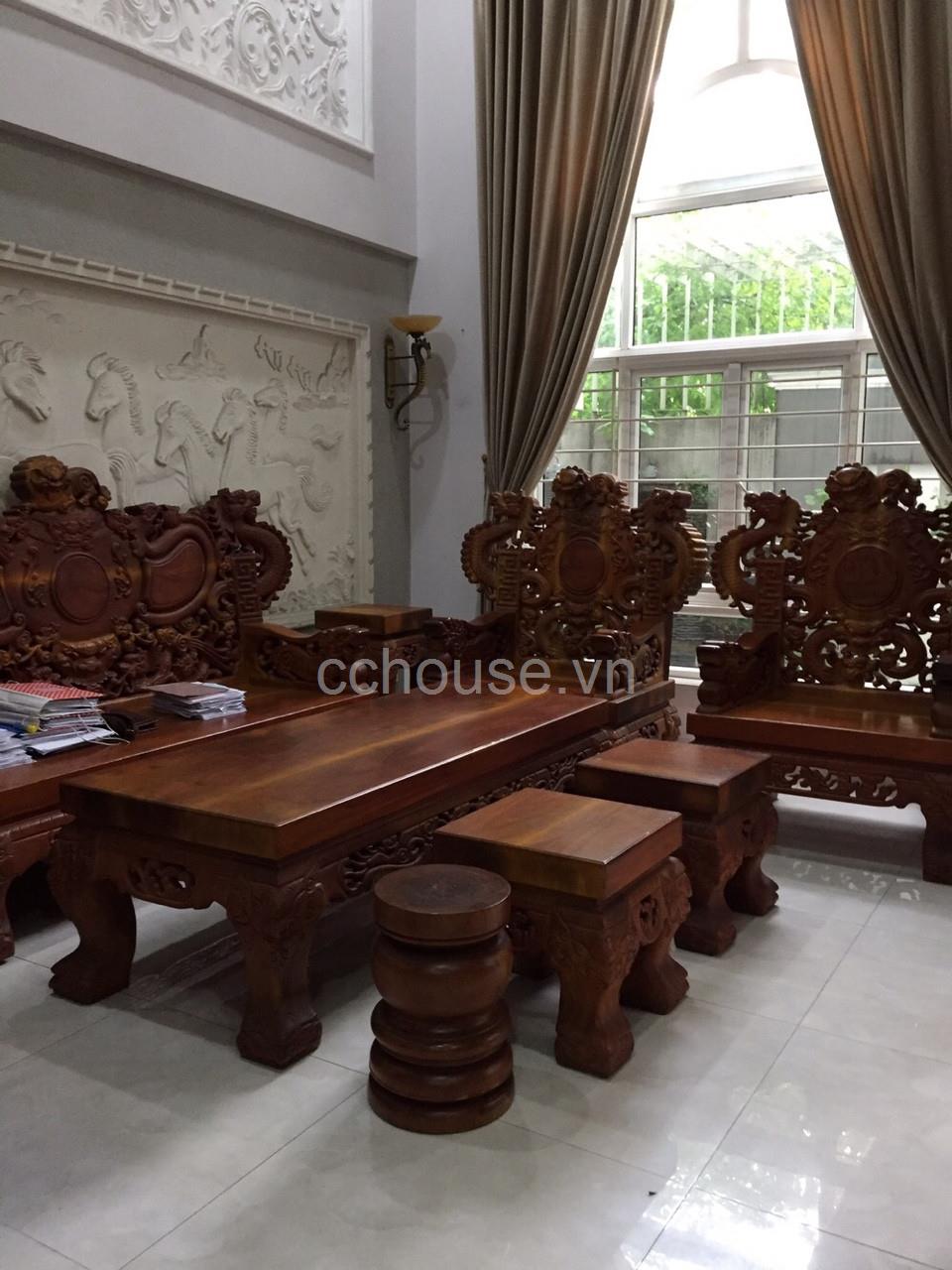 Bán nhà 2MT khu dân cư Miếu Nổi. DT 10x16m, hầm 4 tầng