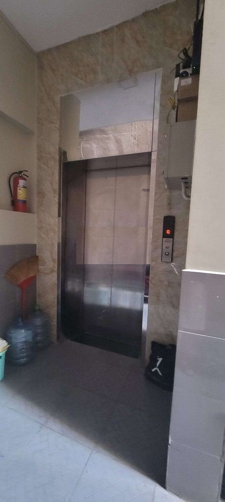 Bán nhà MT Trần Văn Dư, P13, Tân Bình. DT 6x32m, 5 tầng thang máy