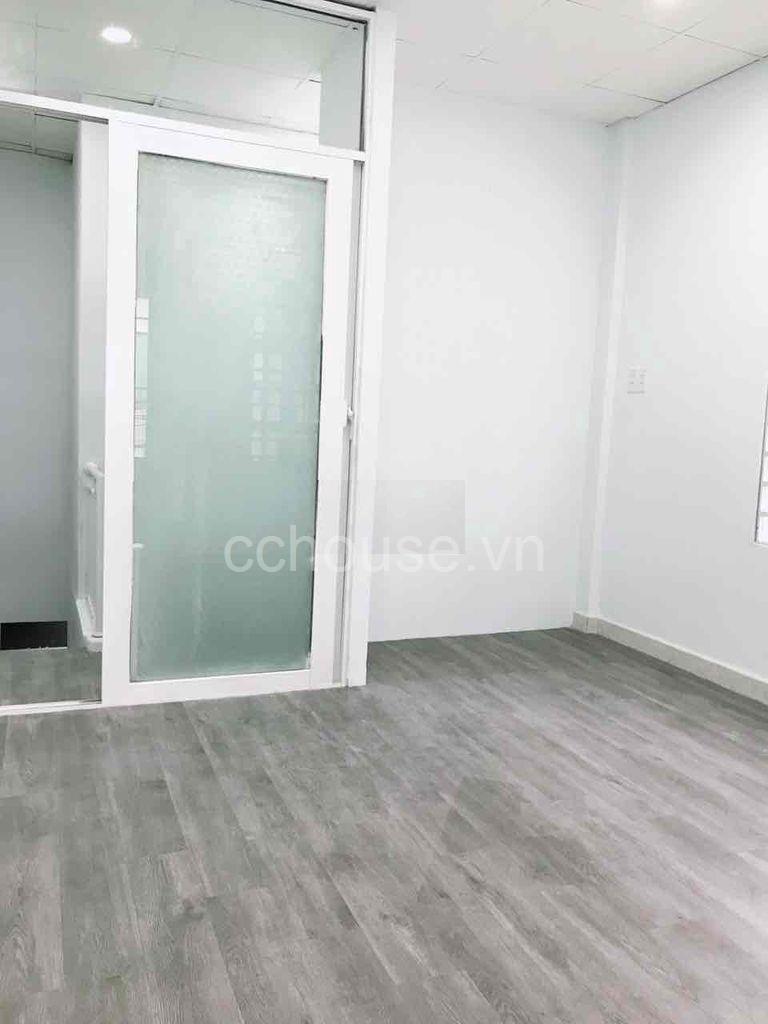 Bán nhà góc 3 mặt hẻm CMT8, P.Hòa Hưng. DT 3.7x13m, 2 tầng