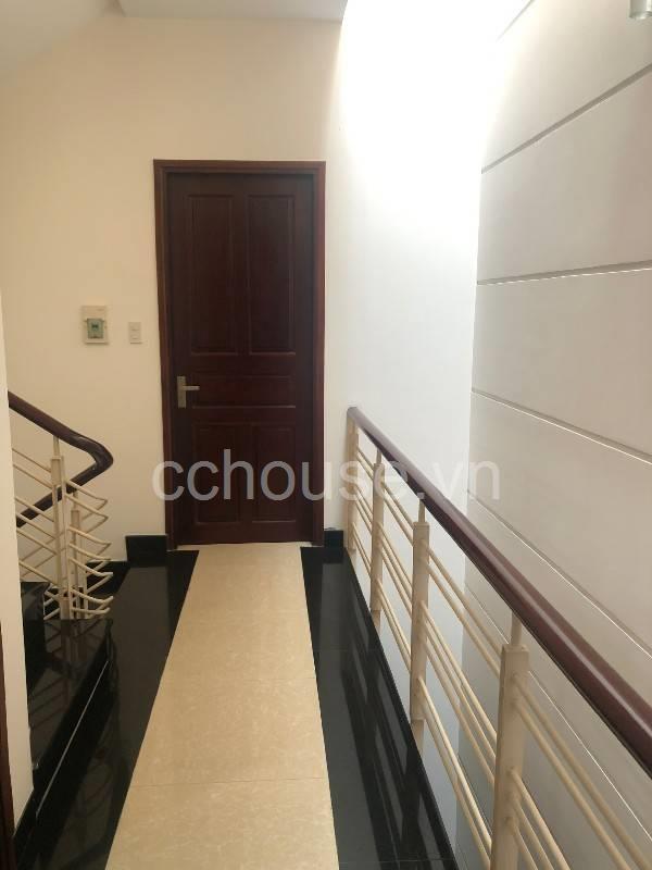 NHÀ RỘNG GIÁ TỐT HẺM ĐƯỜNG TÔ HIẾN THÀNH QUẬN 10, DT: 100M2 (5X20), KC: TRỆT 3 LẦU, GIÁ: 16.5 TỶ
