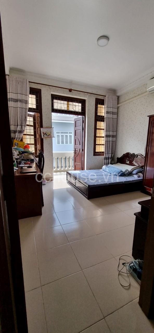 Cho thuê nhà nguyên căn MT đường Đỗ Quang, P. Thảo Điền, Q2