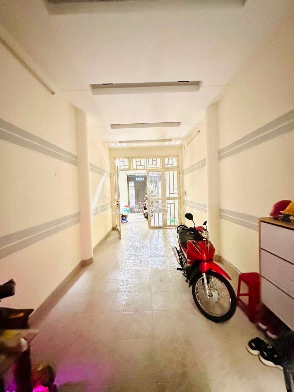 Bán nhà HXH Cộng Hòa, P13, Tân Bình. DT 87.2m2, 4 tầng