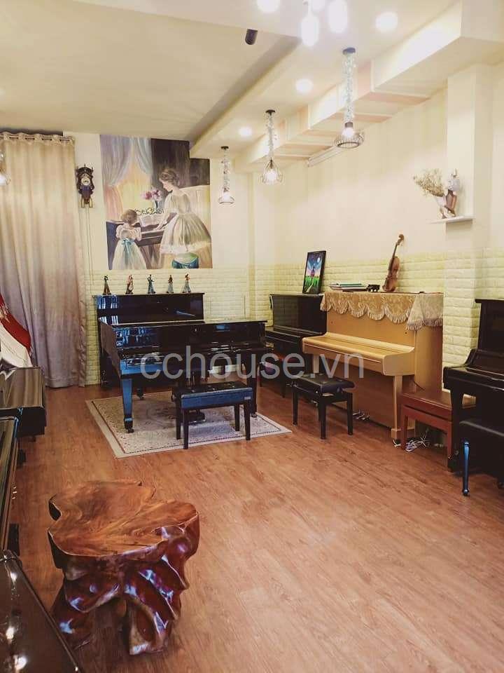Cho thuê nhà NCMT Trần Bình Trọng, P2, Q5. DT 4x17m, 4 tầng
