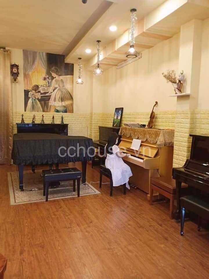 Cho thuê nhà NCMT Trần Bình Trọng, P2, Q5. DT 4x17m, 4 tầng