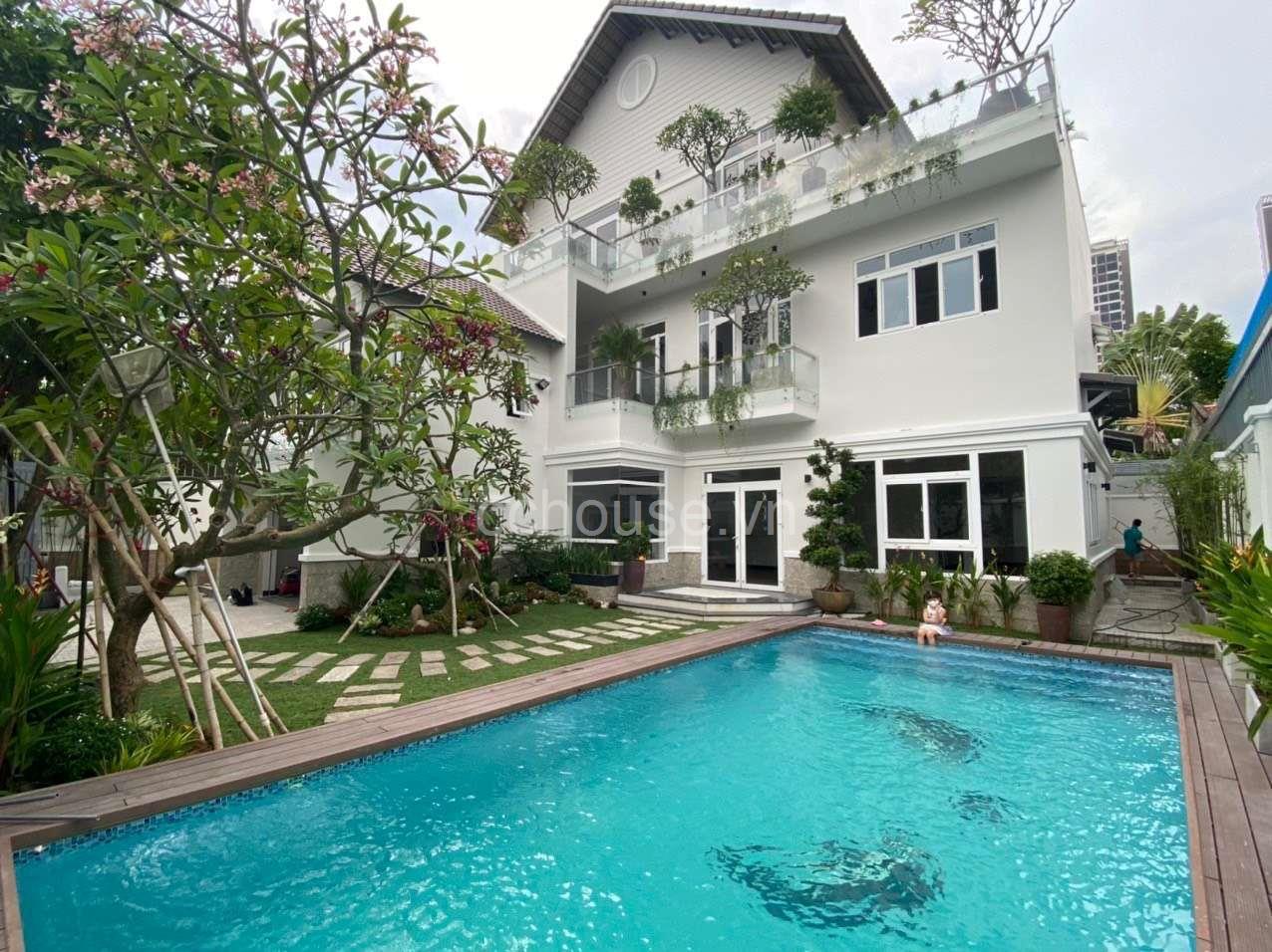 Chính chủ nhà cần bán căn biệt thự cao cấp sang trọng Thảo Điền Quận 2 Diện tích DT 19x25m nở hậu