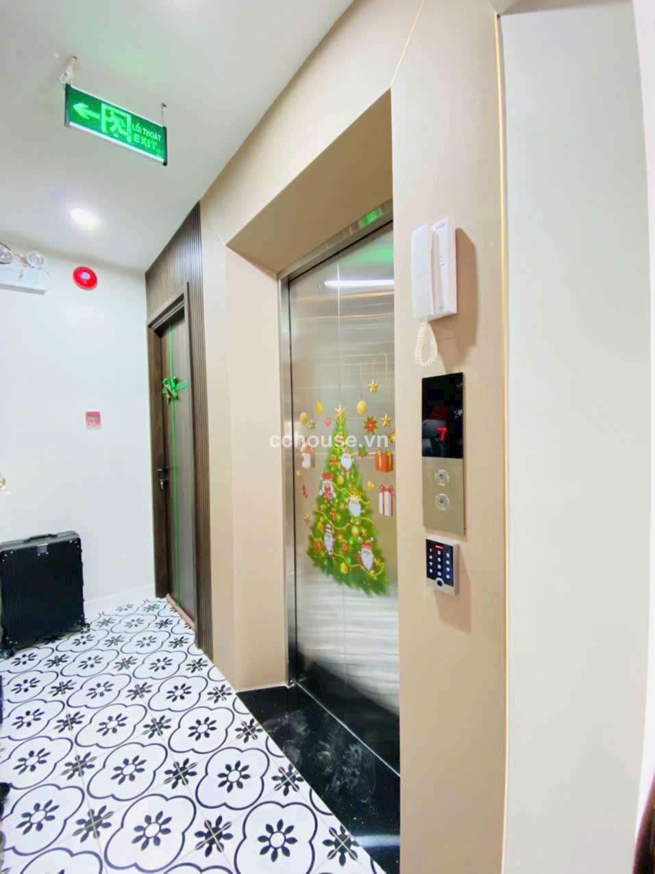https://batdongsan.blob.core.windows.net/cchouse/Property/202504/074596d4-7d0c-4cbc-a530-50b7d0b62ea1.jpg