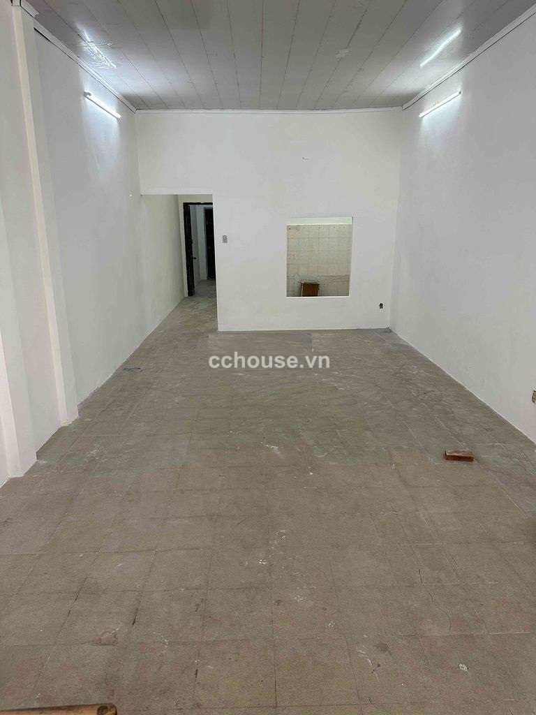 https://batdongsan.blob.core.windows.net/cchouse/Property/202504/2974eedf-d51b-48e4-abc2-6ed71d8ca273.jpg