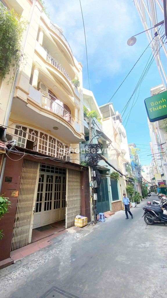 Cho thuê nhà làm CHDV hẻm 177 3 Tháng 2, P10, Q10. DT 6x20m, 6 tầng