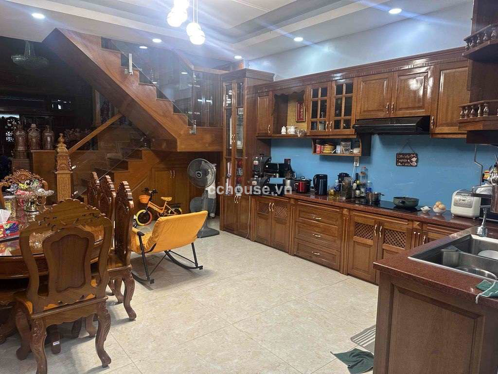 Bán nhà HXH Nguyễn Tư Giản, P12, Gò Vấp. DT 5x20m, 5 tầng