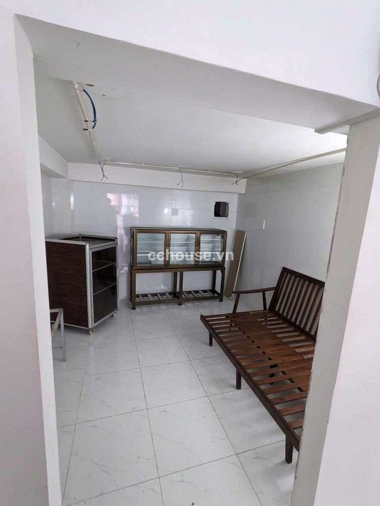 Cho thuê nhà MTKD Nguyễn Công Trứ, Q1. DT 4x13.5m, 4 tầng