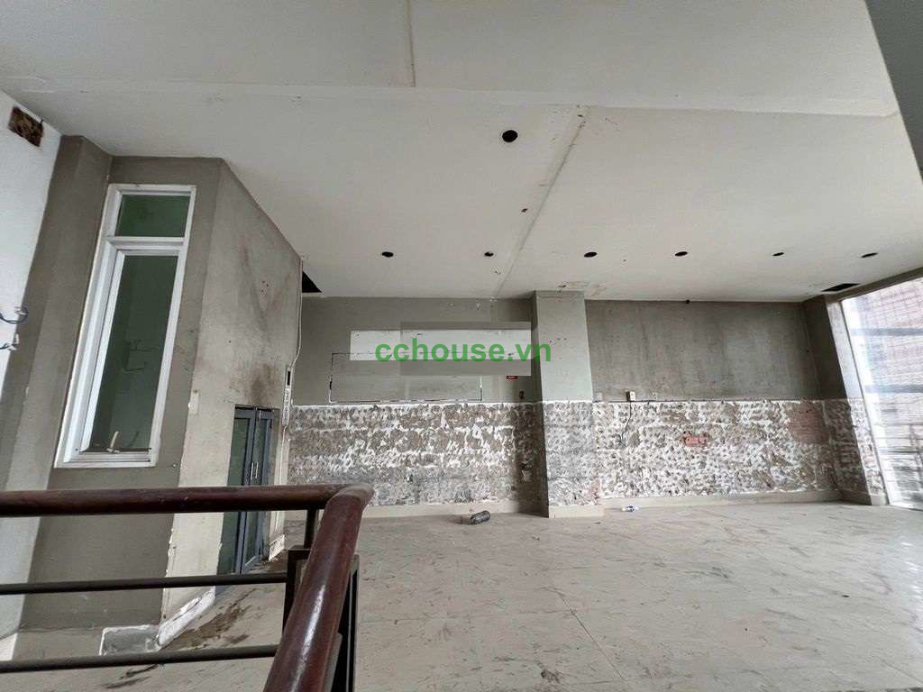 Cho thuê nhà MTKD Nguyễn Trãi, Quận 1. DT 6.8x8.5m, 5 tầng ST