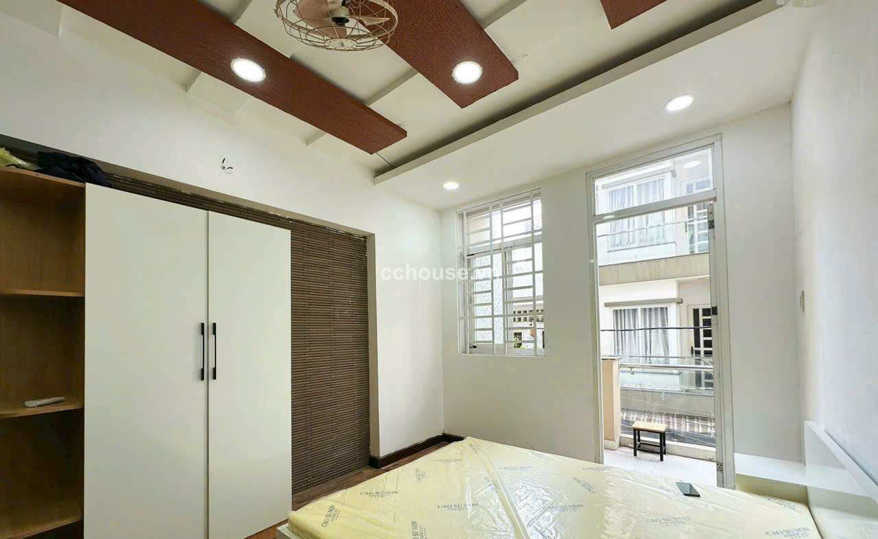 ĐỘC QUYỀN-282A/19 Nguyễn Tri Phương. DT 3.5x14m, 4 tầng ST